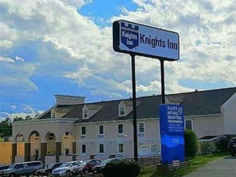 Red Roof Inn Richmond, Va - W Broad St Exterior photo